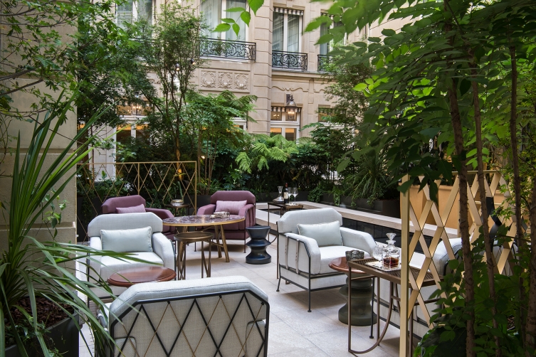 tristan auer hôtel crillon zahradna terasa paríž zájazd toptrendy sk