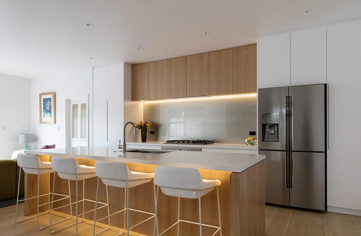 kitchen neo design custom renovation oak veneer white lacquer Auckland 1