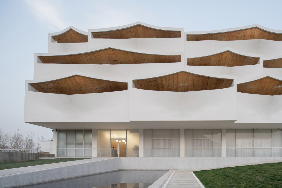 Balkony Sky Yards