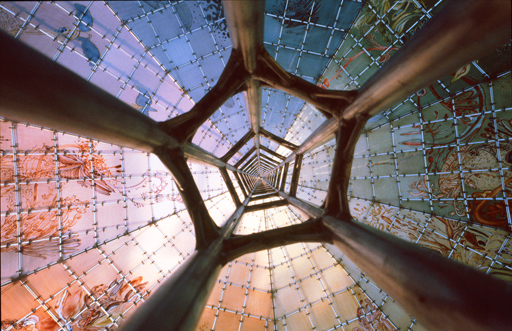 Frei-Otto-Diplomatic-Club-Heart-Tent-02