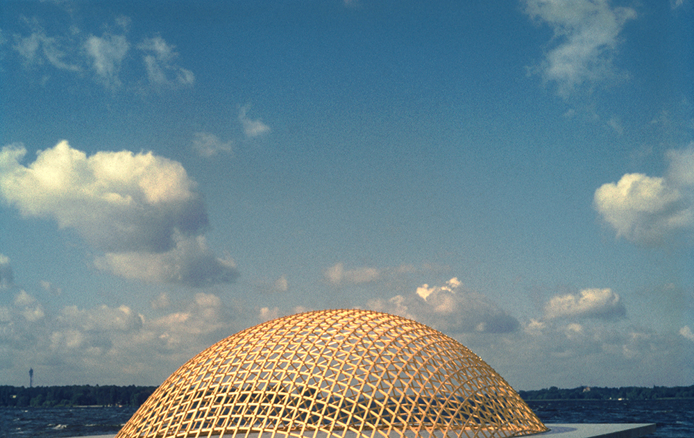 Frei-Otto-Model-for-the-Lath-Dome-at-the-German-Building-Exhibition-01